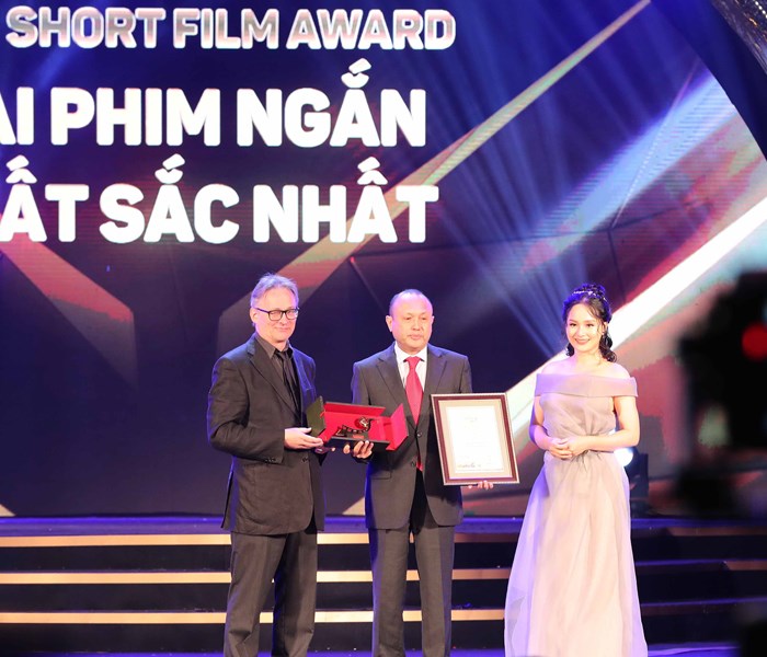 Bế mạc và trao giải LHP Quốc tế Hà Nội lần thứ V: “Buồng tối” thắp sáng Haniff - Anh 8