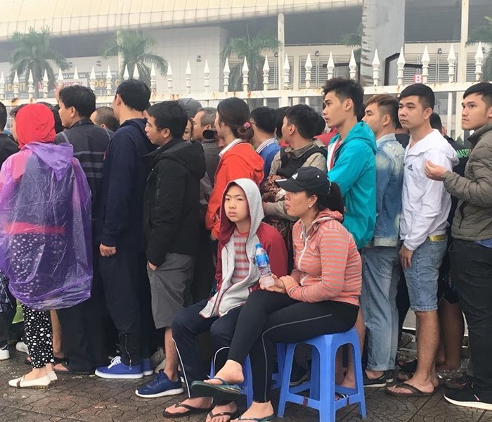 AFF Cup 2018: Khốn khổ vì vé trận Việt Nam - Malaysia - Anh 4