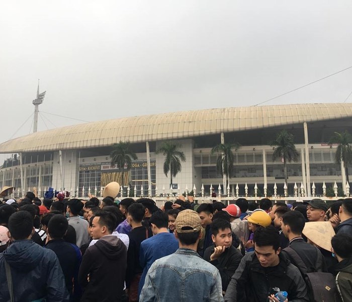 AFF Cup 2018: Khốn khổ vì vé trận Việt Nam - Malaysia - Anh 8
