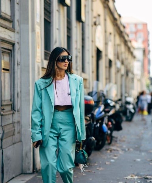 Biết 4 bí quyết này thì mặc blazer không bao giờ lo già - Anh 11