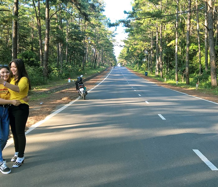 Ngất ngây với cung đường Măng Đen - Anh 1