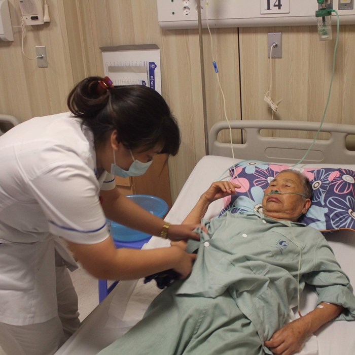 VỀ CÔNG TÁC CHĂM SÓC NGƯỜI CAO TUỔI: Nhìn vào những con số mà thấy nhiều nỗi lo - Anh 1