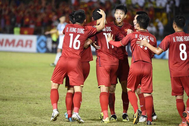 Thang thuyet phuc Philippines, tuyen Viet Nam vao chung ket AFF Cup - Anh 6