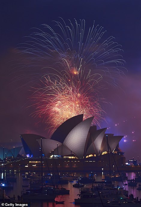 Man nhan man ban phao hoa ki luc don nam moi 2019 tai Sydney - Anh 9