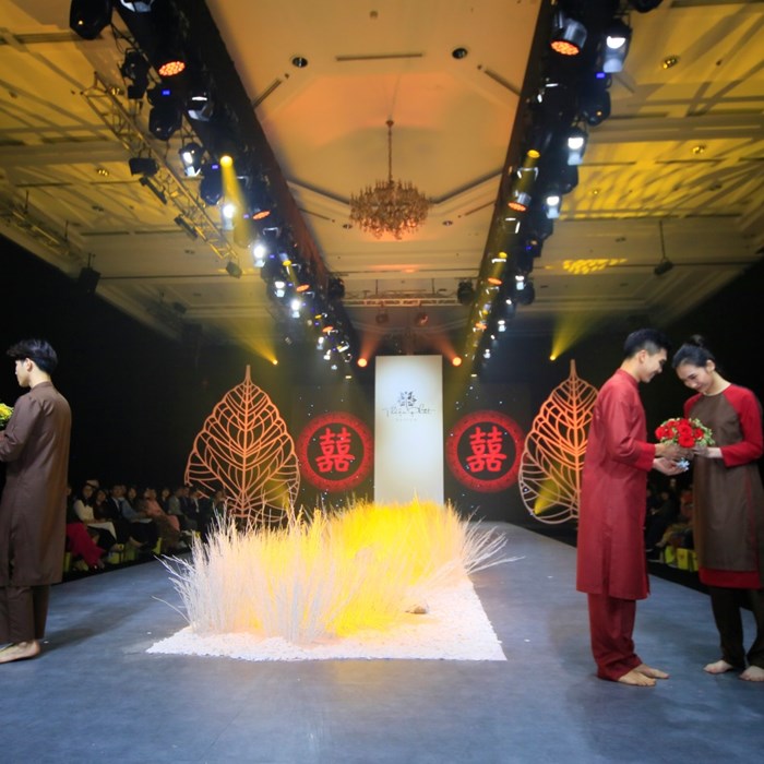 Độc, lạ đậm chất phật giáo trong show thời trang “Giác” - Anh 7