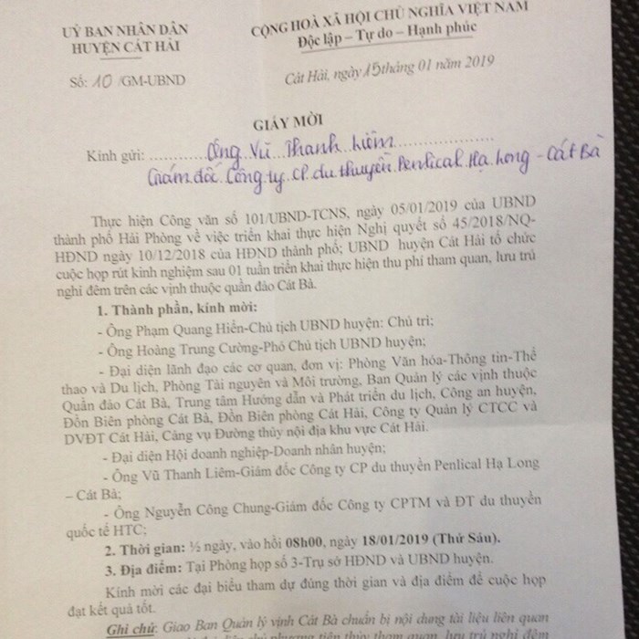 Bất ngờ tăng phí tham quan vịnh thuộc quần đảo Cát Bà: Vì sao chỉ mời 2 doanh nghiệp họp? - Anh 1