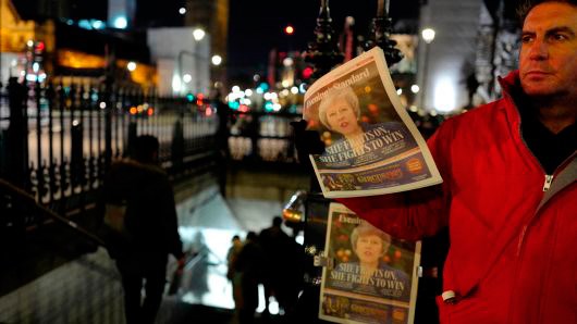 Brexit thất bại, Anh đứng trước nguy cơ rời khỏi EU mà không đạt thỏa thuận có lợi - Anh 2