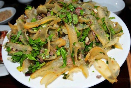 Lạ miệng món nộm da trâu của đồng bào dân tộc Thái - Anh 3