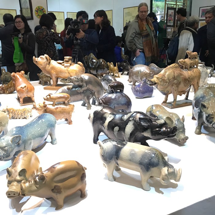 Thích thú ngắm nhìn gần 2000 chú lợn trong bộ sưu tập “Lợn sung túc” - Anh 3