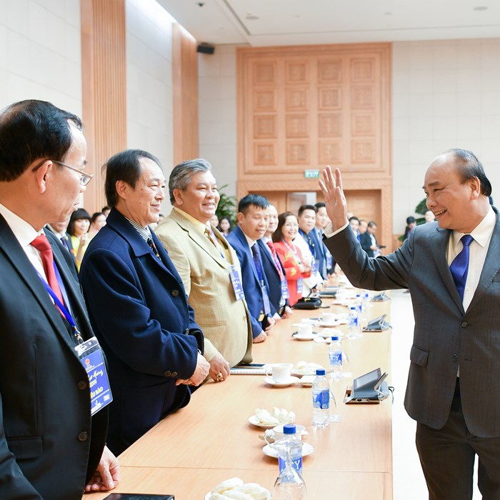 Thủ tướng gặp gỡ kiều bào dự chương trình 