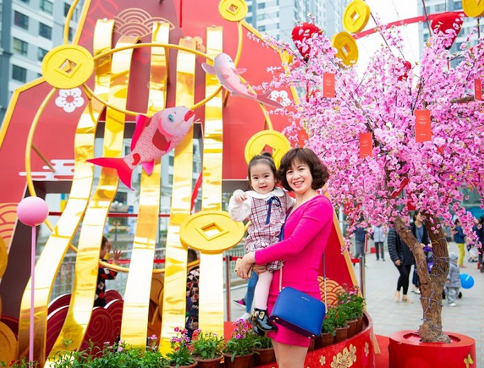 Háo hức đi chợ Tết xưa giữa trung tâm phố thị - Anh 3