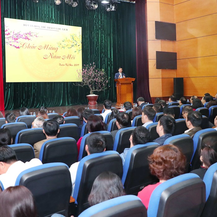 Bộ trưởng Nguyễn Ngọc Thiện gặp mặt và chúc Tết Nguyên đán Kỷ Hợi 2019 - Anh 3