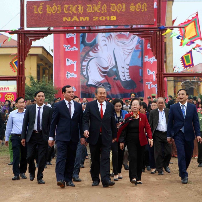 Khai hội Tịch điền - Anh 3