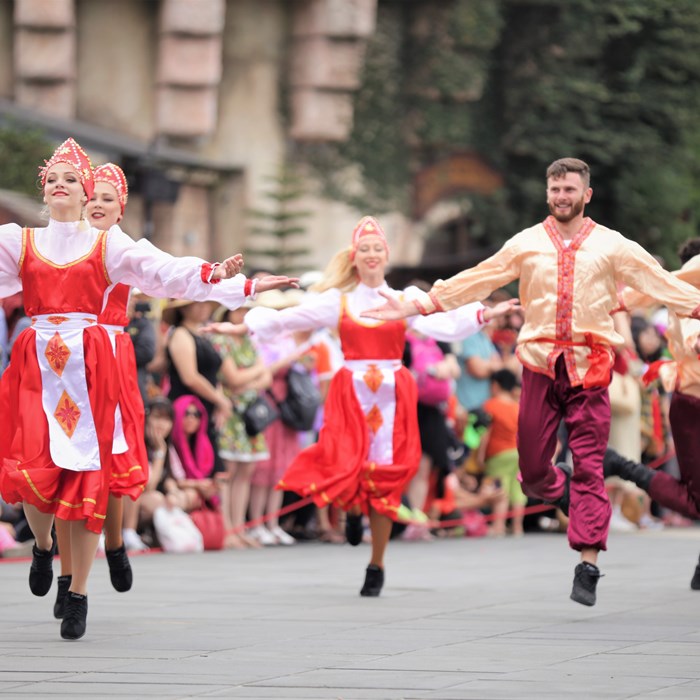 Thế giới hội tụ trong các Sun World - Anh 1