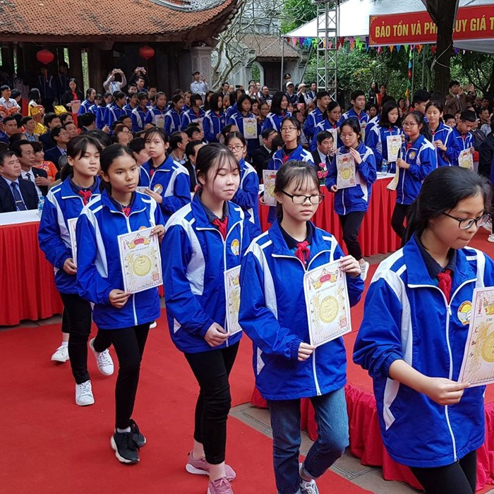Hải Dương: Lễ Khai bút tại đền thờ thầy giáo Chu Văn An - Anh 4