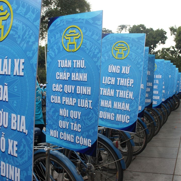 Diễu hành tuyên truyền xây dựng người Hà Nội thanh lịch văn minh - Anh 2