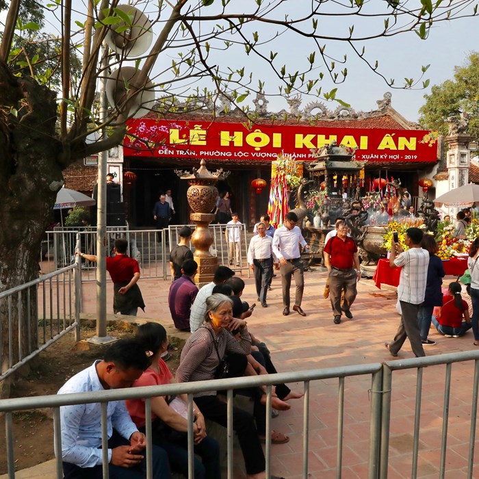 Lễ khai ấn đền Trần: Lực lượng bảo vệ an ninh lên đến 2.300 người - Anh 2