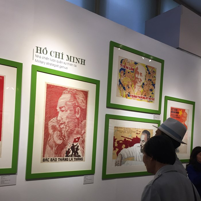 “Chân dung Hồ Chí Minh - Góc nhìn từ tranh cổ động”: Những câu chuyện xúc động - Anh 5