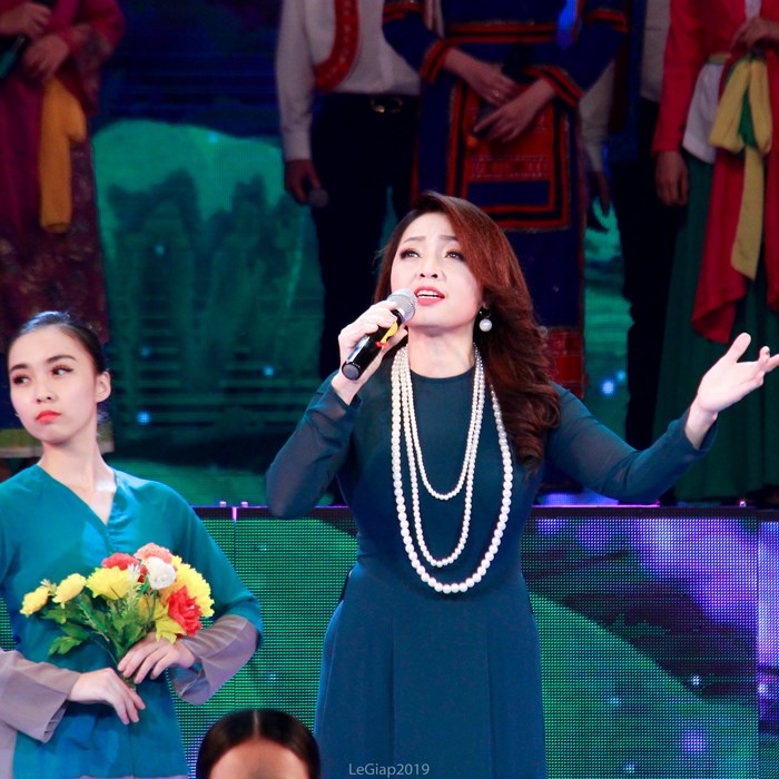 Đêm nhạc tưởng nhớ nhạc sĩ Nguyễn Văn Thương - Anh 3