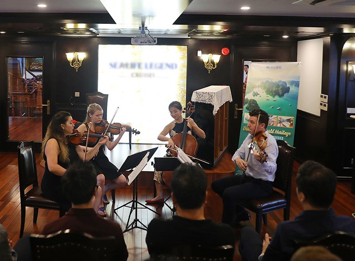 “Biển - đời và những thanh âm” trên du thuyền ở Vịnh Hạ Long - Anh 6