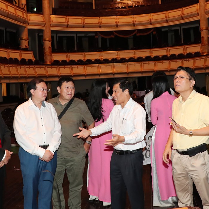 Chương trình nghệ thuật đặc biệt “Lời Bác dặn trước lúc đi xa”: Vinh dự và tự hào - Anh 1