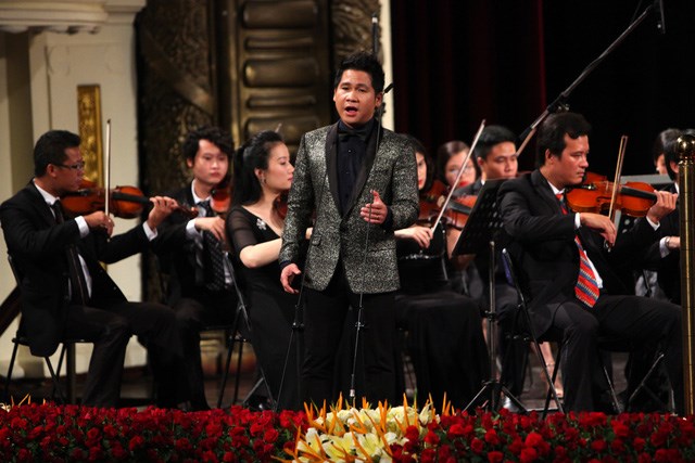 Lần đầu tiên trong 