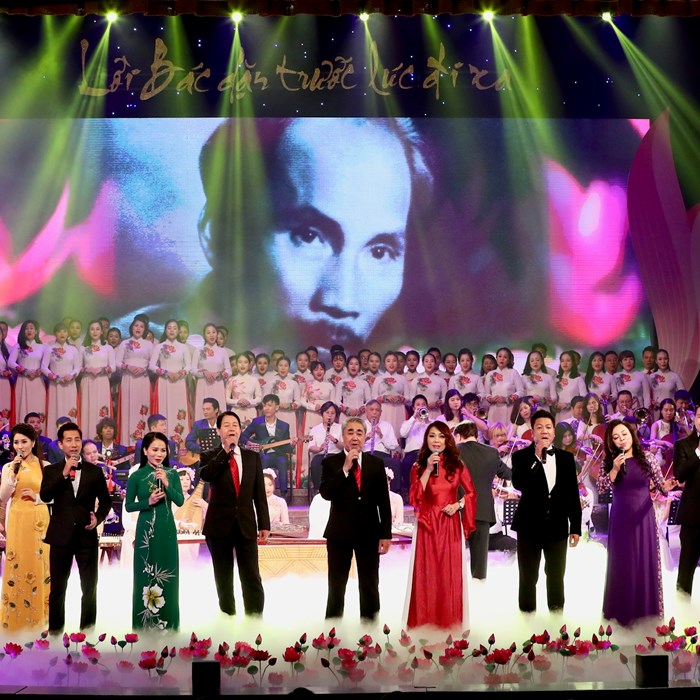 “Lời Bác dặn trước lúc đi xa”: Nỗ lực hết mình vì một chương trình nghệ thuật thiêng liêng và đặc sắc - Anh 2
