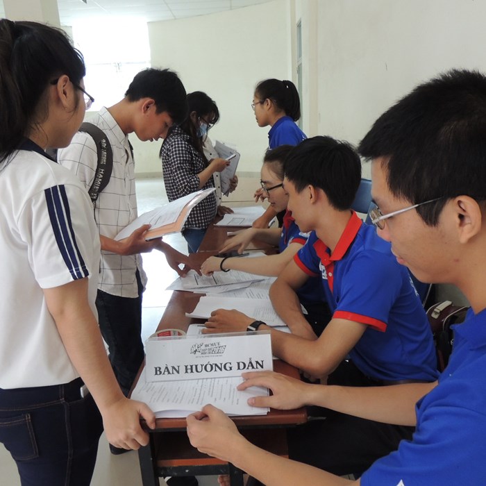 Hàng nghìn SV bị đuổi, cảnh báo thôi học là... bình thường! - Anh 1
