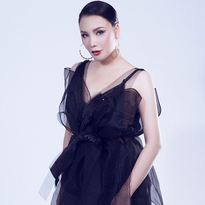 Đi tìm lý do cho sự “bùng nổ” trở lại của Hồ Quỳnh Hương - Anh 2