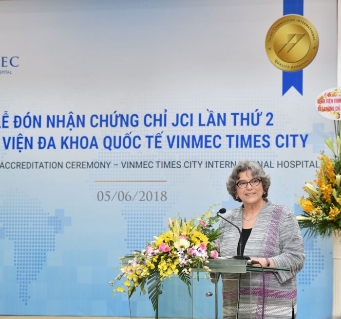 Vinmec Times City nhận chứng chỉ chất lượng quốc tế JCI lần thứ 2 - Anh 2