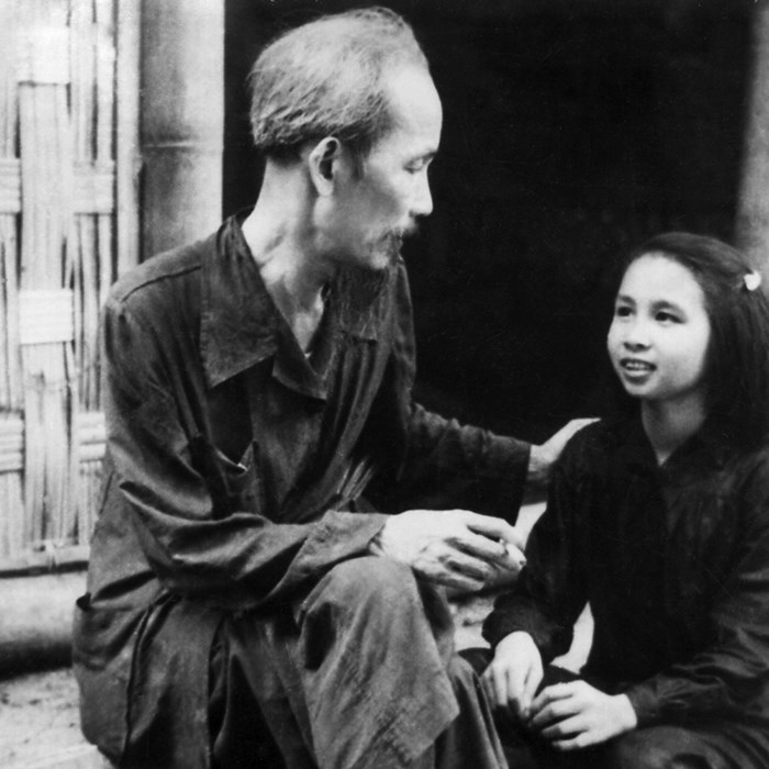 Những câu chuyện, hiện vật đặc biệt - Anh 1