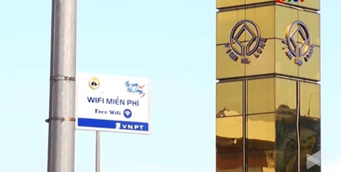 TP Hạ Long lắp đặt trên 100 điểm phát internet wifi miễn phí - Anh 1