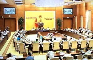 Tiếp tục củng cố nền tảng kinh tế vĩ mô, kiểm soát lạm phát - Anh 1