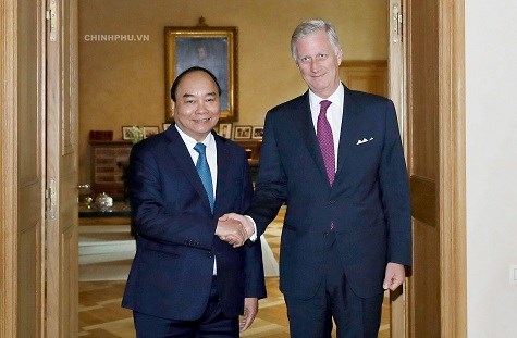 Thu tuong Nguyen Xuan Phuc hoi kien Nha vua Bi Philippe - Anh 1
