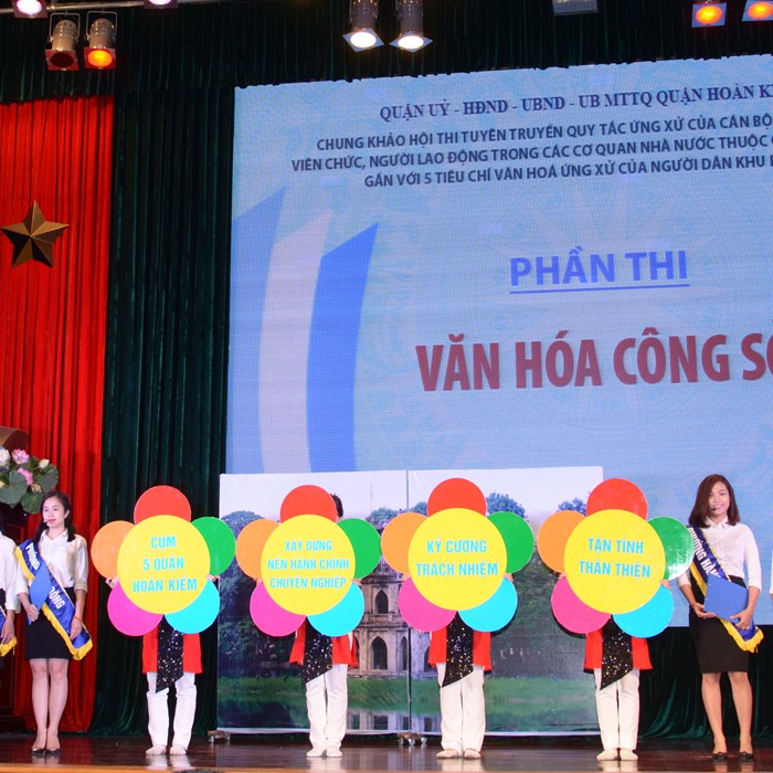 Đưa Quy tắc ứng xử vào cuộc sống: Nêu cao trách nhiệm người đứng đầu - Anh 1