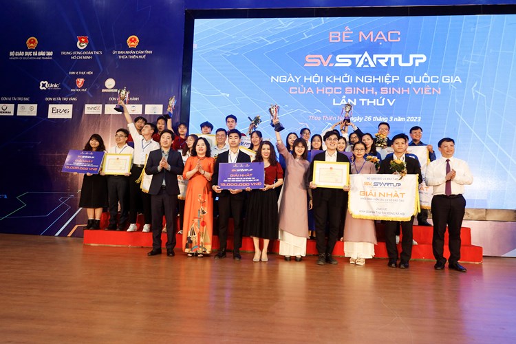 Trao giải cuộc thi “Học sinh, sinh viên với ý tưởng khởi nghiệp” lần thứ V - Anh 2