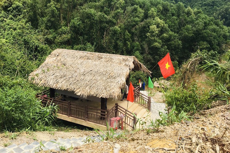 Thừa Thiên Huế: Thông qua hồ sơ điều chỉnh 17 di tích đã được xếp hạng - Anh 2