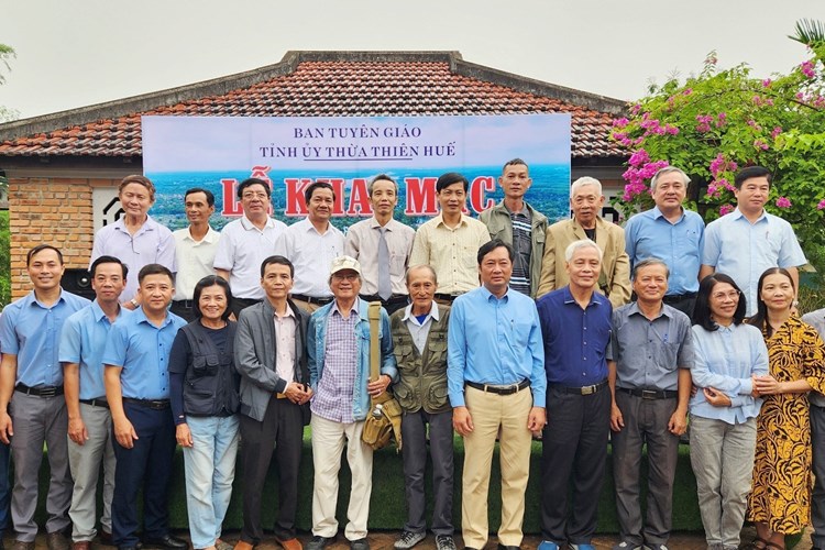 “Thừa Thiên Huế- Hành trình và khát vọng” - Anh 1