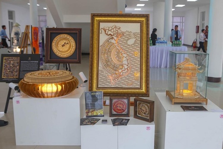 Ấn tượng không gian “Thiết kế sáng tạo thủ công” tại Huế - Anh 3