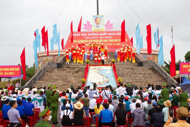 Lễ thượng cờ 