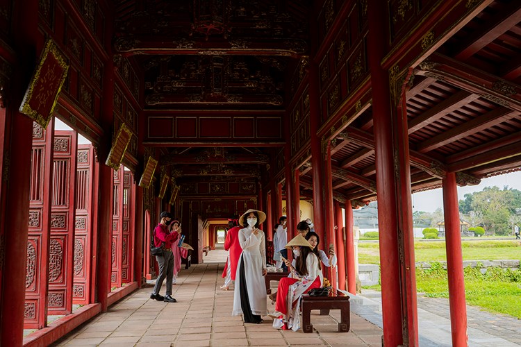 Nỗ lực giữ gìn và phát huy di sản quý báu của Cố đô lịch sử - Anh 4
