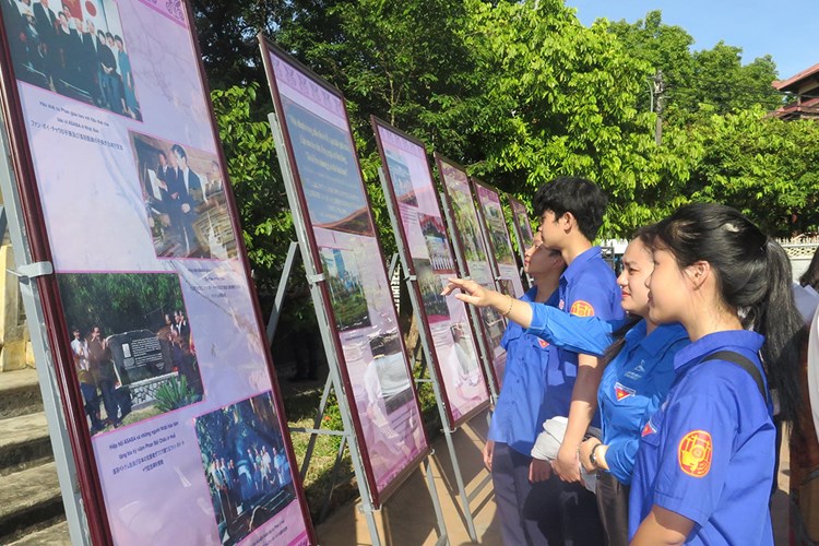 Triển lãm chuyên đề “Tình bạn giữa chí sĩ Phan Bội Châu và bác sĩ Asaba Sakitaro” - Anh 2