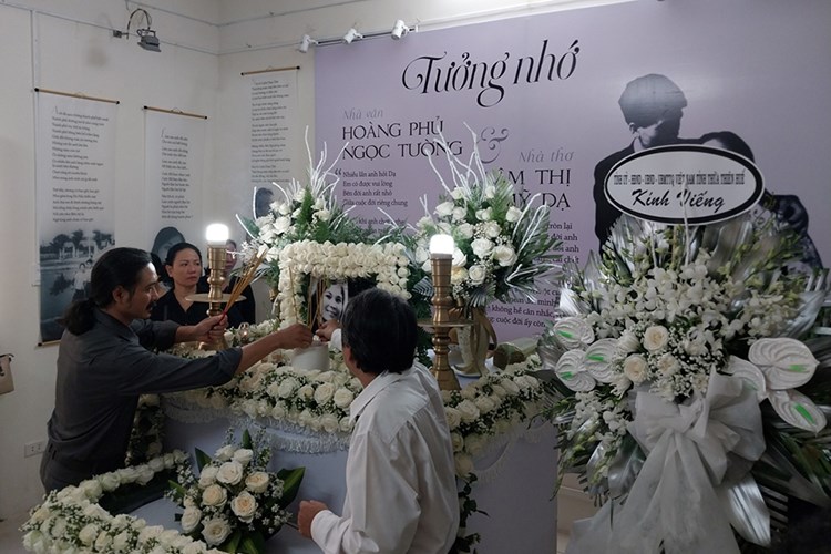 Tưởng nhớ vợ chồng nhà văn Hoàng Phủ Ngọc Tường - Anh 3
