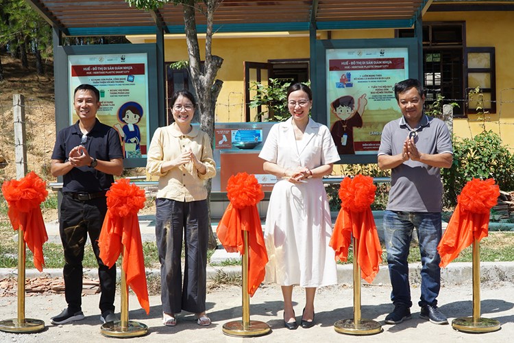 Lan tỏa hoạt động giảm nhựa ở các điểm di tích Huế - Anh 2