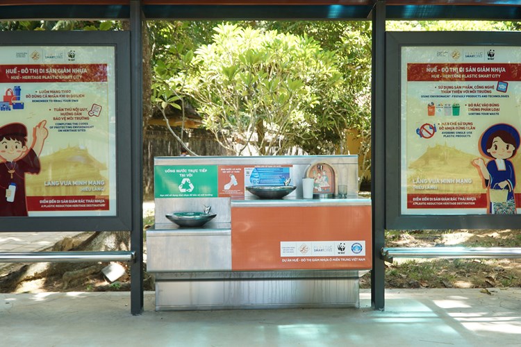 Lan tỏa hoạt động giảm nhựa ở các điểm di tích Huế - Anh 4