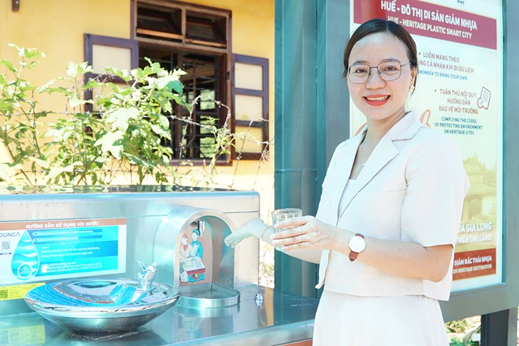 Lan tỏa hoạt động giảm nhựa ở các điểm di tích Huế - Anh 1