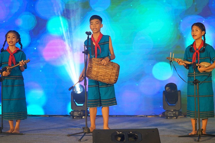 Ngày hội Văn hóa thiếu nhi các dân tộc thiểu số khu vực miền Trung - Anh 2