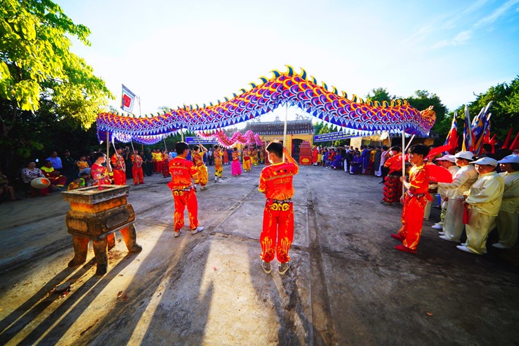 Rộn ràng giỗ tổ nghề gốm làng Thanh Hà - Hội An - Anh 1