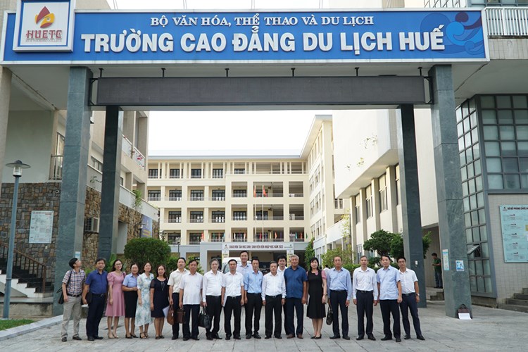 Khảo sát, đánh giá các cơ sở GDNN lĩnh vực du lịch thuộc Bộ VHTTDL - Anh 2