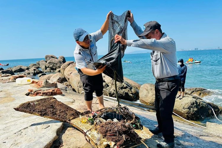 Đà Nẵng bảo đảm an ninh, an toàn cho du khách dịp nghỉ lễ 2.9 - Anh 1
